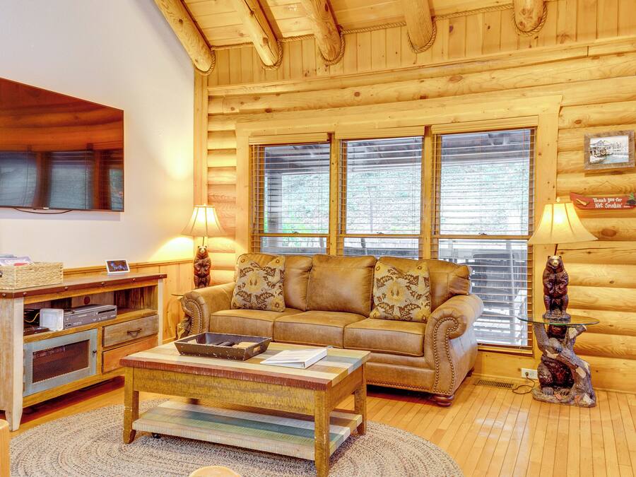 House (1 Bedroom) | Interior