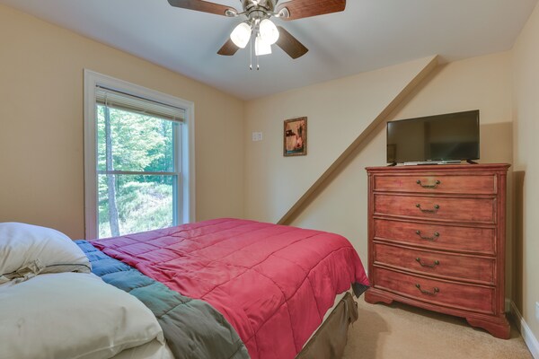 Game Room & Hot Tub: Old Forge Home! - Old Forge, NY