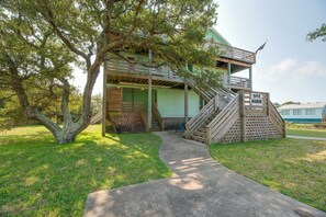 Apartment (3 Bedrooms) | Interior - Quiet Hatteras Duplex With Decks ~ 1 Mile to Beach (Hatteras)