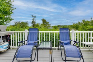 Cottage (2 Bedrooms) | Interior - Cozy Narragansett Cottage w/ Dock & Outdoor Shower (Narragansett)