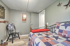 House (2 Bedrooms) | Interior - Bring a Pet: Smoky Mtn Vacation Rental w/ Yard! (Whittier)