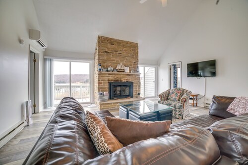 Alpine Lake Resort Home: Stunning Lake Views!