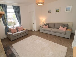 Cottage | Living area