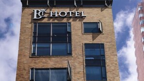 Uklassifisert bilde, 2 av 8, knapp