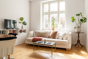Apartment | Living area - Tyylikäs kaksio Albertinkadulla (Helsinki)