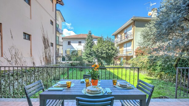 Family Apartment, 2 Bedrooms, Microwave (Leonardo House Garden  in Stresa) | Outdoor dining - Leonardo House Garden in Stresa Center (Stresa)