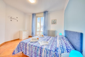 Appartement Familial, 2 chambres, balcon (Riccardo House Stresa 1 min from Lake) | 2 chambres, Wi-Fi