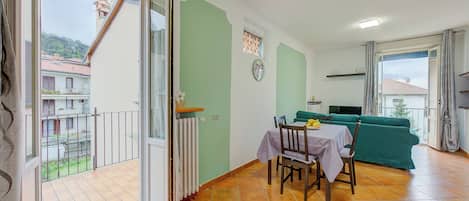 Departamento familiar, varias habitaciones (Riccardo House Stresa 1 min from Lake) | Comedor