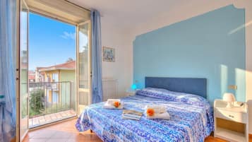 Family Apartment, 2 Bedrooms, Balcony (Riccardo House Stresa 1 min from Lake) | 2 bedrooms, WiFi