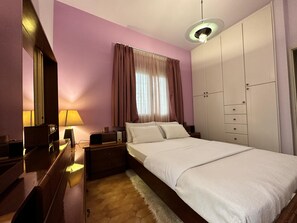 Appartement, Meerdere bedden | 3 slaapkamers, een strijkplank/strijkijzer, gratis wifi, beddengoed
