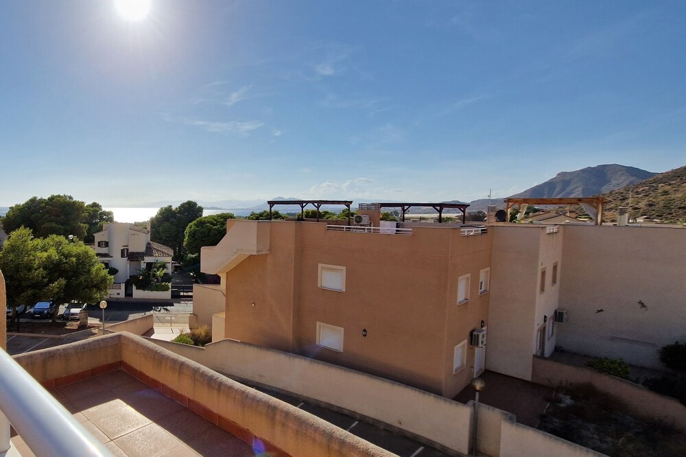Appartement de Caractère, à 400m de la Mer, 2 Chambres, 5 Personnes