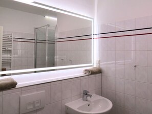 Haartrockner, Handtücher