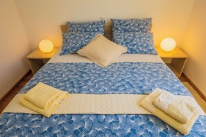 2 bedrooms, iron/ironing board, WiFi, bed sheets - Raos in Trogir - Mittel-Dalmatien / Raos in Trogir - Appartement für 4-6 Personen (Trogir)