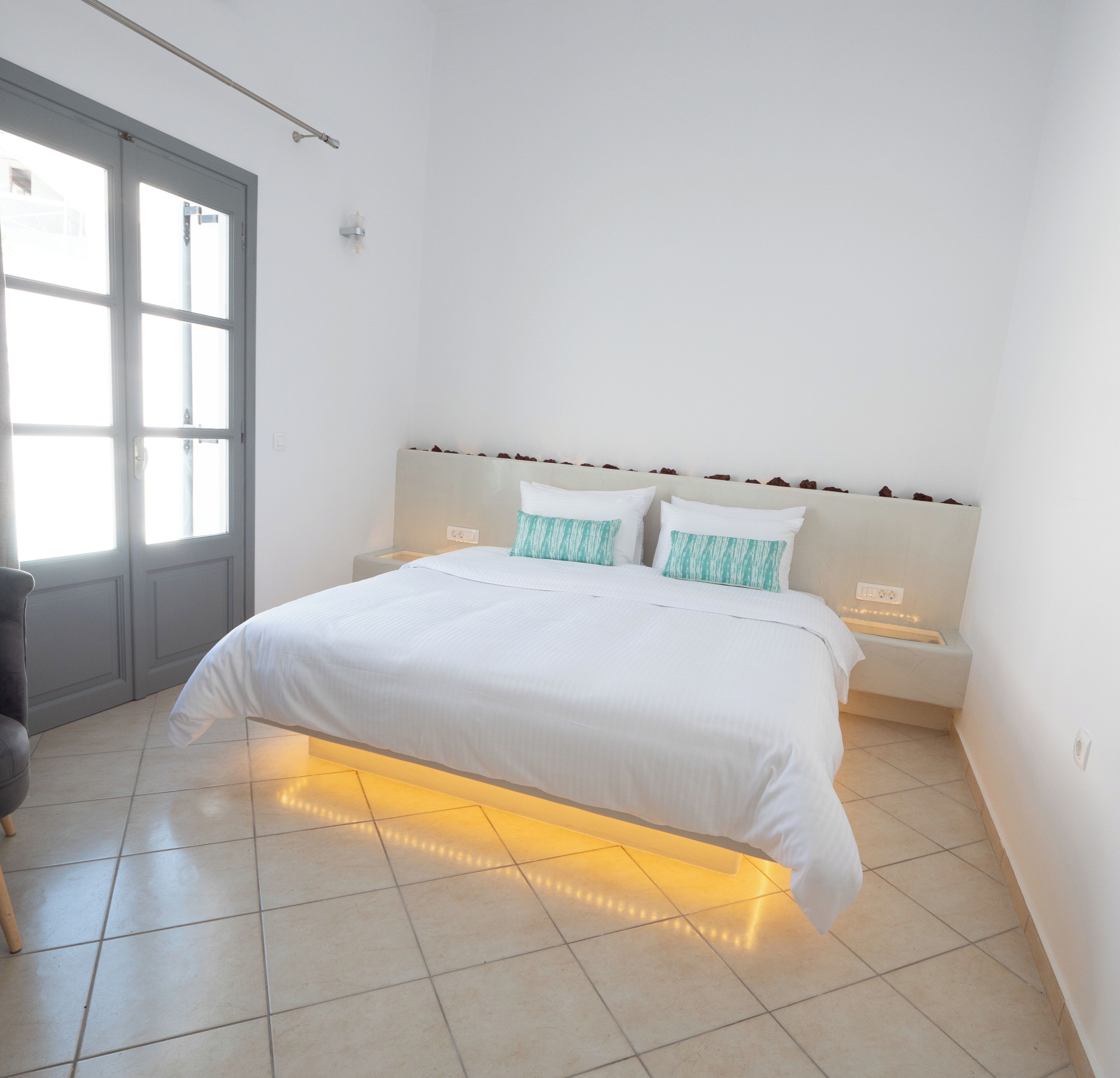 Photo - Anthemis Suites