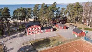 Front of property - Varamons vandrarhem (Motala)