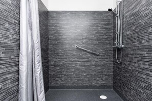 Bathroom - Varamons vandrarhem (Motala)