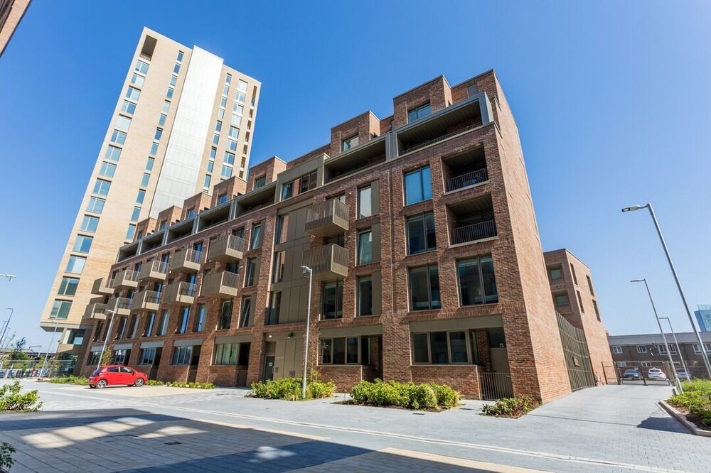 Manchester Townhouses by Charles Hope