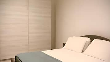 ์ํํธ | 1 ๊ฐ์ ์นจ์ค, ๊ฐ๊ฐ ๋ค๋ฅธ ์คํ์ผ์ ์ธํ
๋ฆฌ์ด, ๋ค๋ฆฌ๋ฏธ/๋ค๋ฆฌ๋ฏธํ, ๋ฌด๋ฃ WiFi