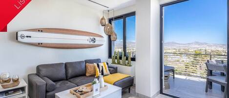 Smart TV, fireplace, stereo, offices