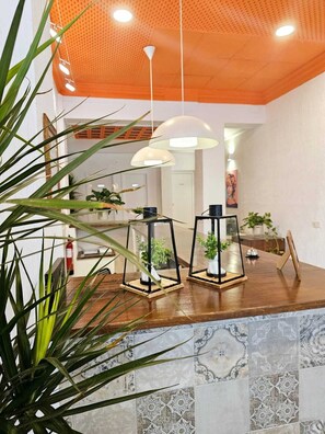 Reception - Arc House Granada (Granada)