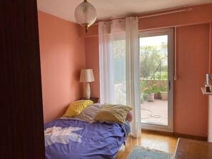 2 Schlafzimmer, Bügeleisen/Bügelbrett, kostenloses WLAN, Bettwäsche