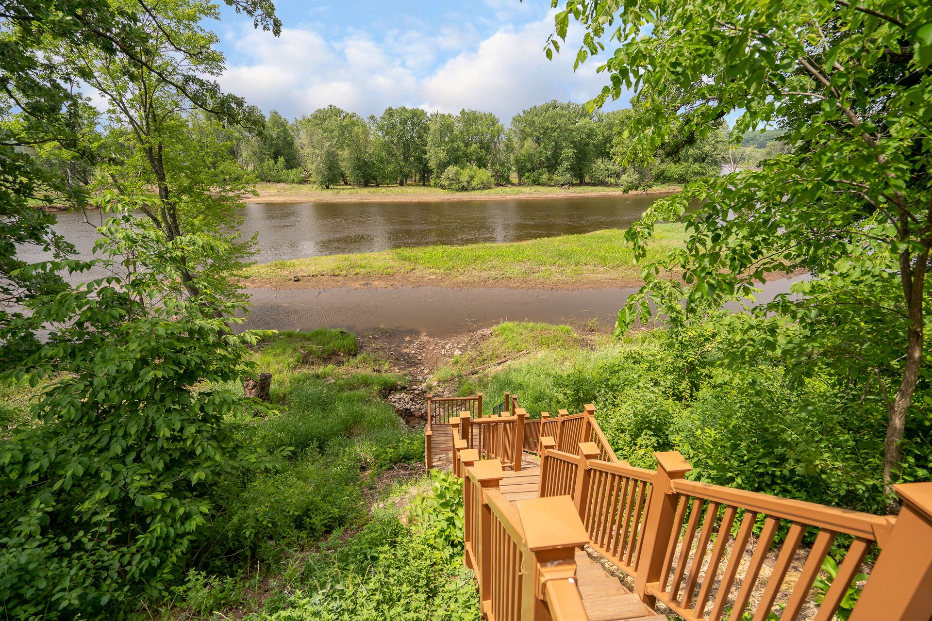MINNeSTAY* St. Croix Islands Escape | Near Bob Dylan Concert Venue