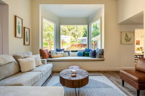 Private country estate - 10 minutes to the sand!