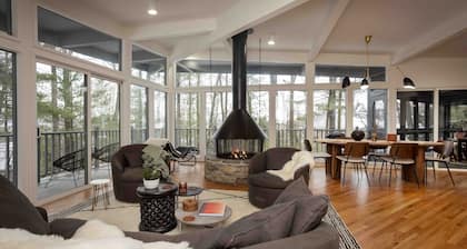 Luxury MCM Retreat. Sleeps. Beach Access. Hot tub. Private, close to everything.