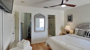 Condo, Multiple Beds, Balcony, Ocean View (202A) | 2 bedrooms, individually decorated, individually furnished, free WiFi