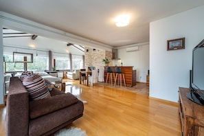 Comfort Studio, Mountain View | Desk, iron/ironing board, free WiFi - B&B Villa Sumrak Plitvica (Plitvicka Jezera)