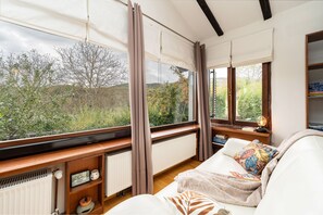 Comfort-Studio, Bergblick | Schreibtisch, Bügeleisen/Bügelbrett, kostenloses WLAN