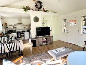 Smart TV, books