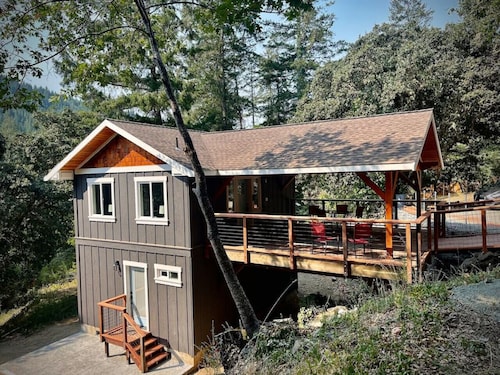 Avenue of the Giants Pepperwood Place (#2)