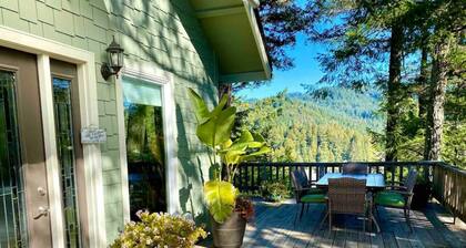 Avenue of the Giants River View Home (#1)