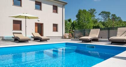 Maison Nola by Interhome