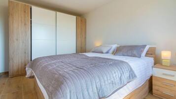 5 soverom og internettilgang