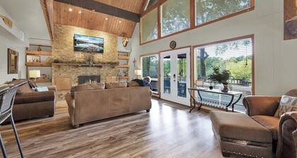 Gettin' Guada-loopy! Hot Tub& Riverfront