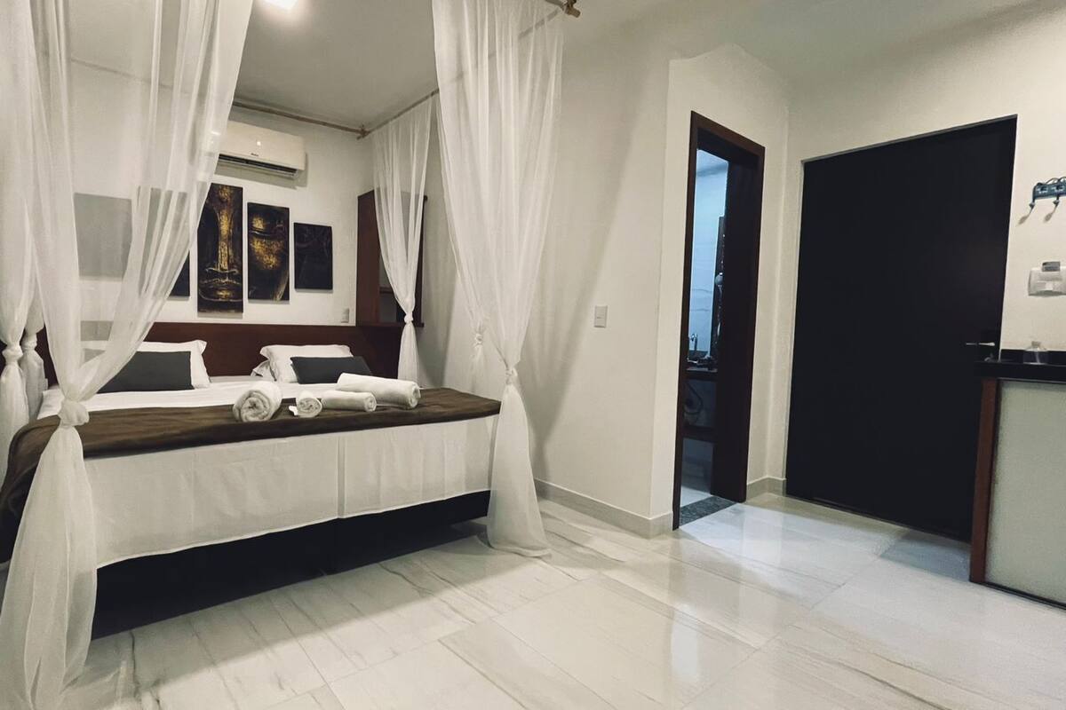 Apartment | Laptop workspace, WiFi (free), individually decorated, bed sheets