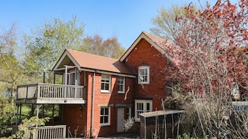 บริเวณภายนอก