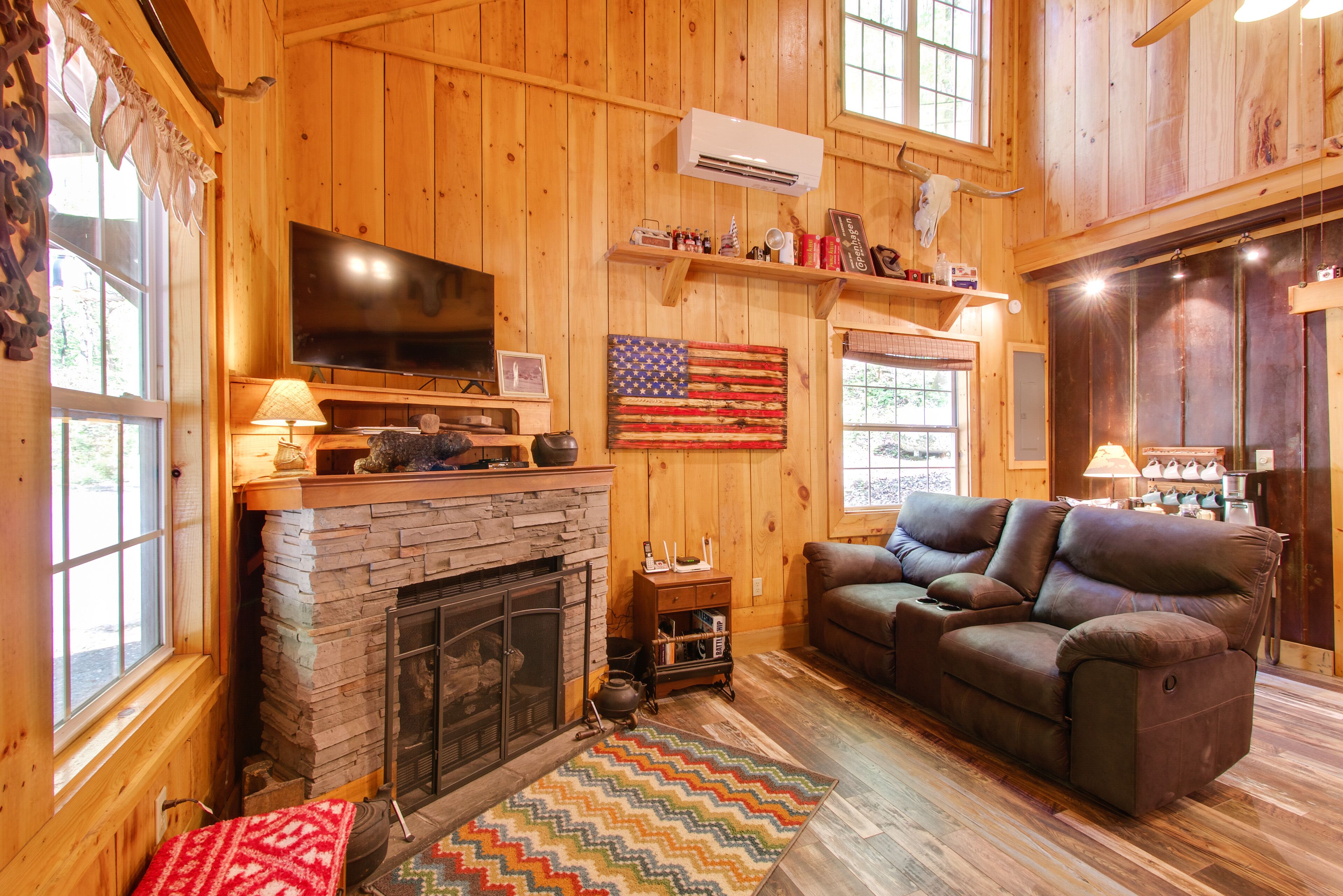 Mountain-View Appalachian Escape: Bike Trails!