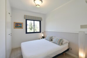 3 Schlafzimmer, Bügeleisen/Bügelbrett, WLAN, Bettw äsche