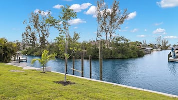 House (4 Bedrooms) | Property amenity