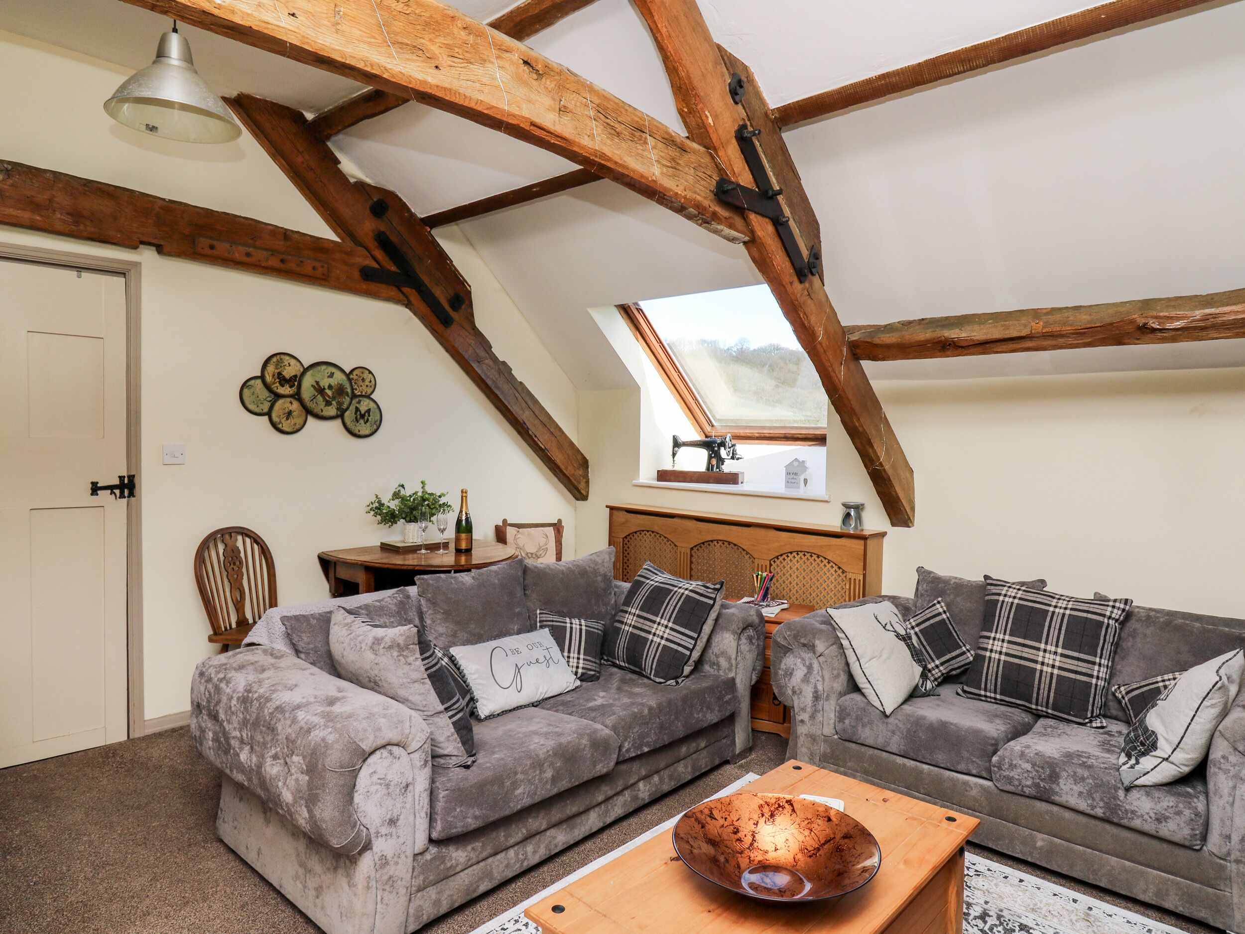 บริเวณนั่งเล่น