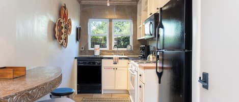 Casa (5 Bedrooms) | Servicio de la propiedad