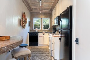 House (5 Bedrooms) | Property amenity