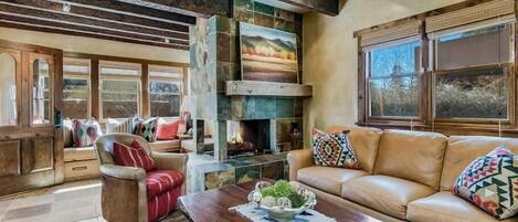 Casa (5 Bedrooms) | Servizio della struttura