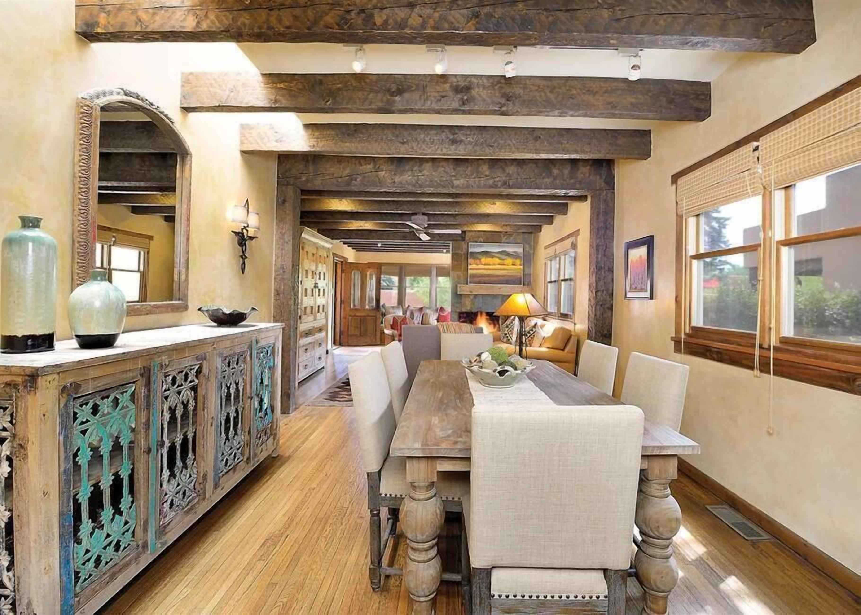 House (5 Bedrooms) | Property amenity