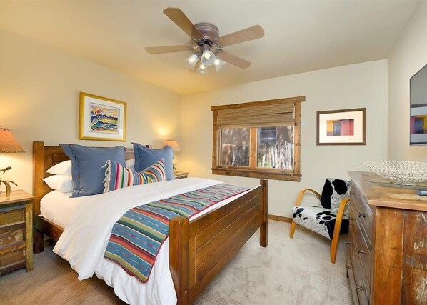 House (5 Bedrooms) | Property amenity