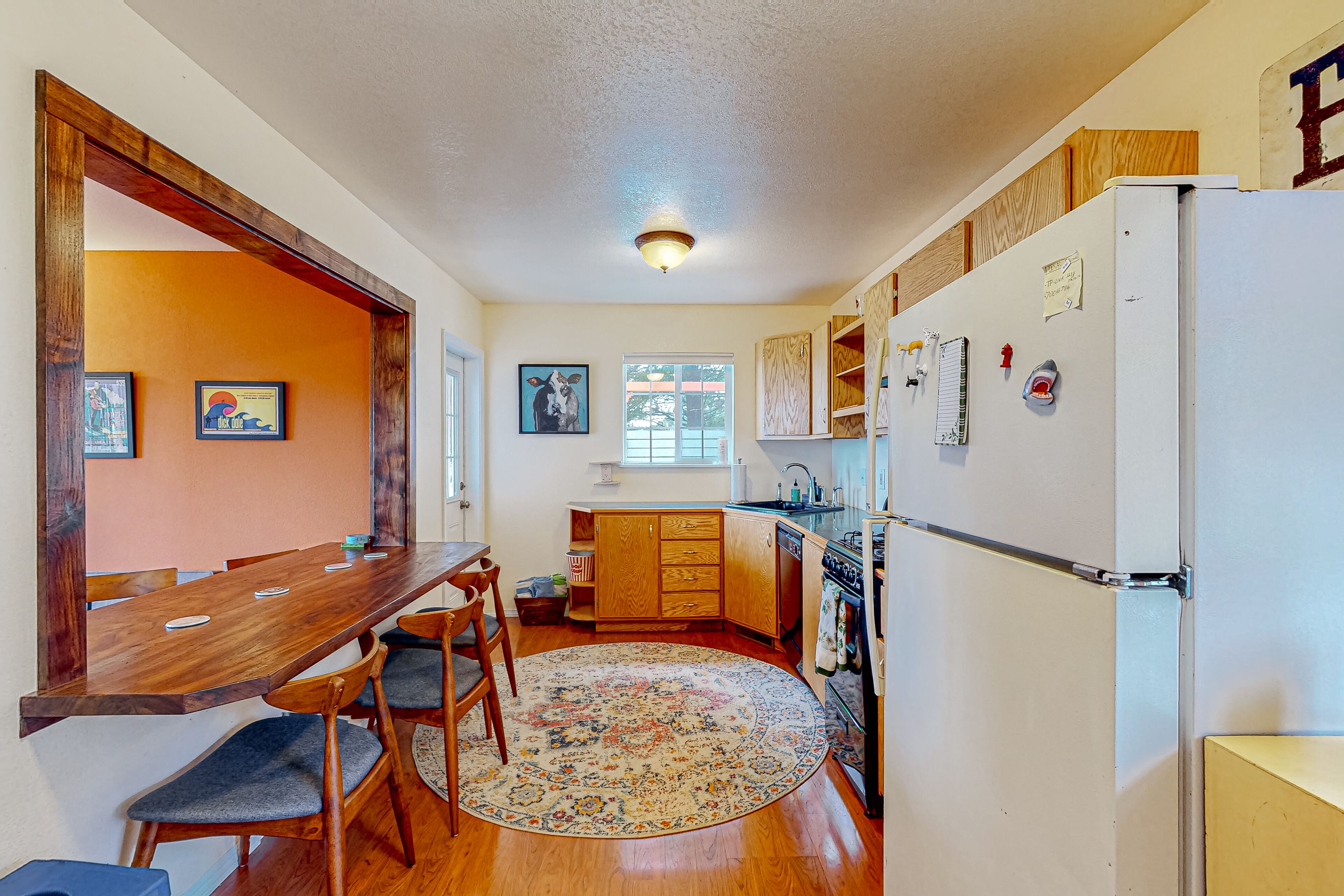 Inviting, dog-friendly home with private hot tub, ocean view, firepit & deck