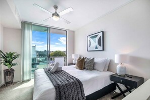 3 bedrooms - Stadium Vue, 3Bd,Riverview Pool, 300m to S/Stadium (Brisbane)